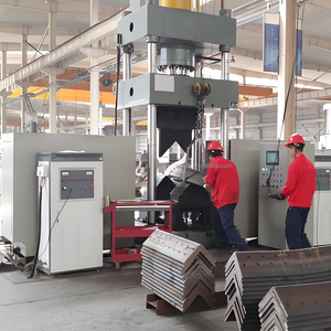 Fabrication de structures en acier pour ponts, machine de pliage CNC pour angles et plaques, fabrication de tours éoliennes - Product Image 1