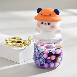 Porte-clés lumineux 3D en acrylique motif ours de dessin animé créatif avec design de boule à bulles liquides flottantes imprimé en sérigraphie - Product Image 5