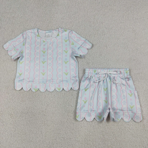 Ensemble de tenue short festonné pour bébés filles, haut bleu à manches courtes avec nœud et short fleuri - Product Image 3