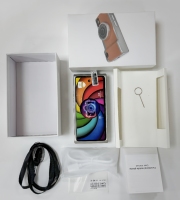 Version Globale Mini Téléphone Portable Style Appareil Photo 3,75 Pouces Smartphone Portable Pas Cher Téléphone Mobile 3G