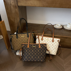 中国制造。批发产品。PU材料制成的女式手提包，容量大，带肩带。2848 - Product Image 1