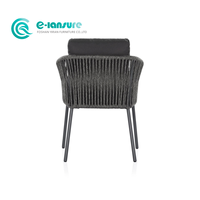 Ensemble de salle à manger d'extérieur moderne nordique, structure en aluminium durable et chaises en corde tressée pour jardin, villa, hôtel