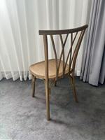 Chaise en résine imitation bois de chêne et saule pour événements, mariages, réceptions, hôtels et jardins - Vente en gros