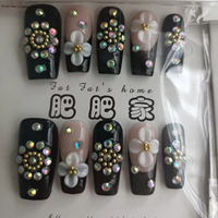 Faux ongles carrés en amande faits à la main, formes aléatoires, couverture complète en ABS, design tendance