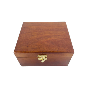 Factory wholesale wooden jewelry boxes Customizable pattern jewelry gift box packaging