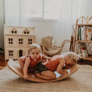 儿童平衡玩具抗疲劳木质平衡板运动防滑摆动弯曲儿童木质平衡板