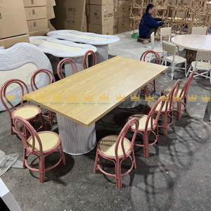 Juego de Mesa de Comedor de Ratán Rectangular y Ovalado en Oferta, Mesa de Fiesta al por Mayor para Uso en Exteriores, Parques y Hoteles - Product Image 1