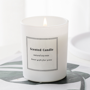 Bougie décorative parfumée en verre noir avec boîte cadeau noire, parfum personnalisé - Product Image 2