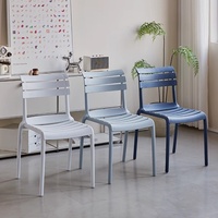 Chaise en plastique commerciale robuste empilable pour hôtel, restaurant, café, mobilier de jardin extérieur
