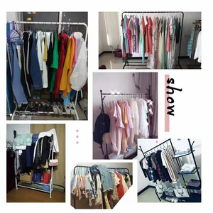 <span class=keywords><strong>Appendiabiti</strong></span> in Metallo Autoportante con Ruote Estensibile per Ingresso o Camera da Letto di Casa o per <span class=keywords><strong>Bambini</strong></span> - Product Image 5