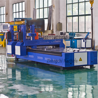 Machine de soudage de brides en fer cornière entièrement CNC, moteur 3000W, épaisseur de tôle 3-4mm, machine automatique à quatre pistolets pour la fabrication de conduits d'air