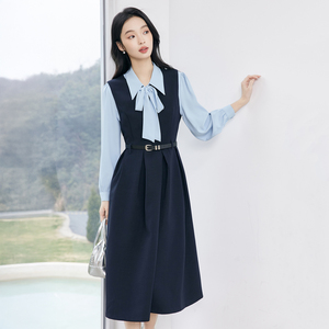 Robe-veste bleu marine professionnelle pour étudiants, idéale pour les entretiens d'embauche et les occasions formelles de printemps - Product Image 1