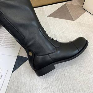 Bottes de chevalier équestre à la mode noire pour femmes avec fermeture à glissière arrière Baril haut et produits de cheval à talons bas - Product Image 6