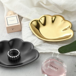 <span class=keywords><strong>Palette</strong></span> de rangement pour nail art <span class=keywords><strong>Palette</strong></span> de rangement en métal en forme de coquille pour plateau de bijoux en acier inoxydable - Product Image 3