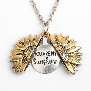 Nuevo collar negro con letras grabadas de girasol y flor de aleación, estilo europeo y americano, venta al por mayor transfronteriza - Product Image 5