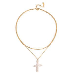 Collier double rang en perles d'eau douce, pendentif géométrique en acier inoxydable plaqué or 18 carats, bijoux tendance - Product Image 5