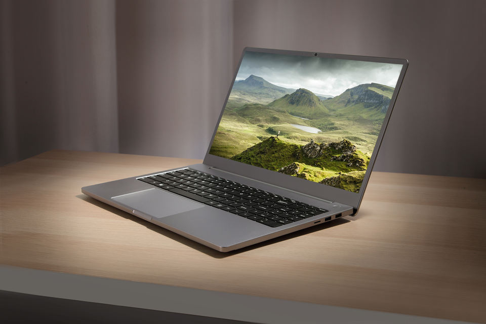 Brand New OEM Custom Best Price New Computer 15.6 Inch 1920*1080P 16GB RAM 256GB SSD I3/I5/I7 1165G7 11th Gen CPU Laptop
