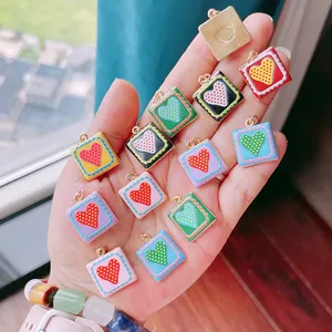 Pendentif tendance coloré en forme de cœur et d'étoile, breloque « Love <span class=keywords><strong>Kiss</strong></span> Mom » et lettre porte-bonheur, fournitures pour la fabrication de bijoux DIY (colliers, bracelets) L46 - Product Image 3