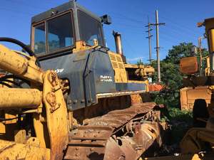 Bulldozer D155-2 Komatsu d'occasion Bouteur à chenilles original avec moteur Cummins de seconde main - Product Image 3