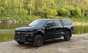 Camper à coque rigide en aluminium pour RAM 1500, Toyota Tacoma 3ème génération, Tundra, Chevrolet, Nissan <span class=keywords><strong>Frontier</strong></span> D22 Overland avec boîte à outils sur le toit - Product Image 2