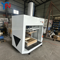 Thermoformeuse à membrane hydraulique pour surface acrylique solide durable, pour une utilisation industrielle à long terme
