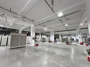 Machine de moulage par injection à basse pression à colle thermofusible pour produits électroniques automobiles, batteries et organes sensoriels - Product Image 4