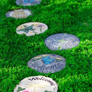 레진 빌라 잔디 발판 스텝 스톤 형광 정원 마당 장식품 나비 및 고양이 패턴 포함 - Product Image 1