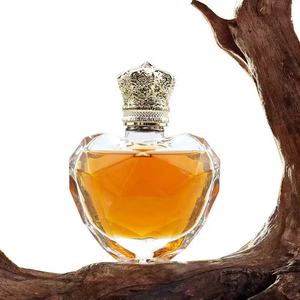 Collezionista Edizione 50ml 100ml di cristallo a forma di cuore nobile bottiglia di profumo unica vuota con corona intagliata - Product Image 4