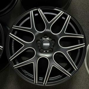 Rines Originales Usados de 20 Pulgadas para <span class=keywords><strong>Porsche</strong></span> <span class=keywords><strong>Macan</strong></span> 2014-2024, 5x130 <span class=keywords><strong>PCD</strong></span>, Diámetro Central 66.56, Rines de Aleación de Alta Calidad al por Mayor - Product Image 3