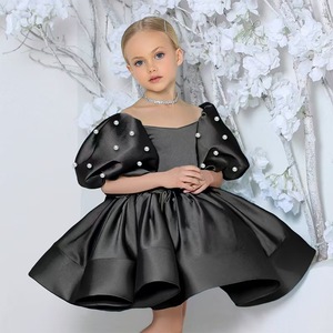 <span class=keywords><strong>Vestito</strong></span> da <span class=keywords><strong>bambina</strong></span> 2026 rosso con maniche a sbuffo e perle, colori misti, <span class=keywords><strong>1</strong></span>-9 anni - Product Image 6
