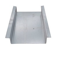 Structure de montage au sol en zinc-aluminium-magnésium galvanisé à chaud pour panneaux solaires, avec garantie de 25 ans et résistance aux vents forts