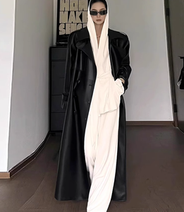 Logo personalizzato <span class=keywords><strong>donna</strong></span> alta moda <span class=keywords><strong>lungo</strong></span> cappotto in <span class=keywords><strong>pelle</strong></span> Pu 2024 alta qualità capospalla in <span class=keywords><strong>pelle</strong></span> Pu all'ingrosso - Product Image 6