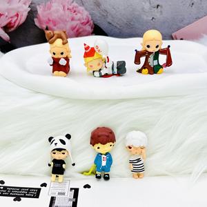 POPMART Zsiga poupée ce monde n'<span class=keywords><strong>a</strong></span> pas de série adulte mignon Grain PVC dessin animé jouet 14 ans et plus bricolage tendance en stock - Product Image 1