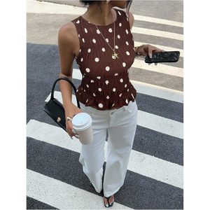 FOXA Camiseta sin mangas con estampado de lunares para mujer, camisa ajustada con volantes y sin mangas - Product Image 5