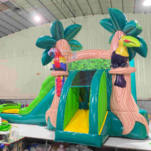 Équipement de location pour fêtes, château gonflable combiné toboggan en PVC commercial, <span class=keywords><strong>jungle</strong></span> tropicale, perroquet, château gonflable certifié CE, capacité de 600 kg, facile - Product Image 1