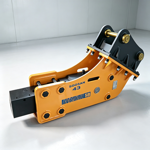 Brise-roche hydraulique de type banane Soosan SB43 pour excavatrice de 6 à 9 tonnes, chargeuse-pelleteuse, marteau à roche et béton, burin de 75 mm - Product Image 1