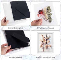 Vente en gros de panneaux modernes en MDF blanc Cadre photo en bois suspendu avec fleurs séchées 3D et verre