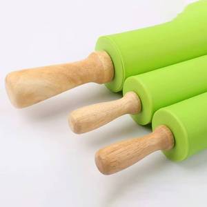 Non-stick food-grade eco-friendly silicone mat with wooden handle, pastry dough roller, kitchen cooking and <b>baking</b> tool - Product Image 3