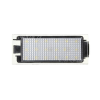 Utilisé pour moderniser les feux de plaque d'immatriculation en feux LED.