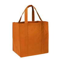 Sac de courses réutilisable personnalisable, écologique, couleur et taille sur mesure, avec bandoulière renforcée et résistante, en non-tissé.