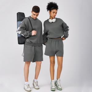 Conjuntos <span class=keywords><strong>de</strong></span> pantalones cortos <span class=keywords><strong>de</strong></span> poliéster reciclado <span class=keywords><strong>de</strong></span> algodón orgánico polar 350 Gsm personalizados para <span class=keywords><strong>hombre</strong></span>, conjunto <span class=keywords><strong>de</strong></span> pantalones cortos y Sudadera con capucha <span class=keywords><strong>de</strong></span> dos piezas Unisex <span class=keywords><strong>de</strong></span> alta calidad - Product Image 5