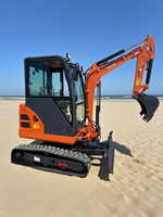 Mini-excavatrice sur chenilles de 2 tonnes à prix direct usine avec accessoire tarière pour moteur et engrenage