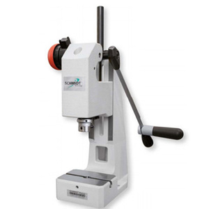 Fábrica 65*90mm 80x53mm prensa manual imán foto imán nevera imán que hace la máquina China - Product Image 2