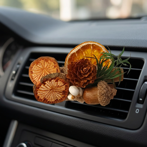 Ambientador de Coche con Clip para Ventilación, Hecho a Mano con Rodajas de Naranja Secas, Adorno de Madera Natural con Fragancia, Elegante Regalo Decorativo - Product Image 1