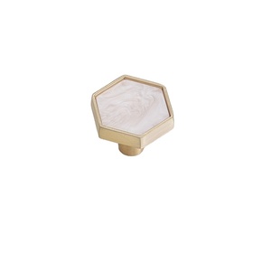 Poignées et Boutons Décoratifs Hexagonaux Blancs en Laiton Brossé Style Nordique Coloré pour Armoires, Commodes, Salles de Bain et Salles à Manger - Idéal pour Villas - Product Image 6