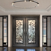Portes de patio en fer forgé à double entrée avec un design simple en forme de carré