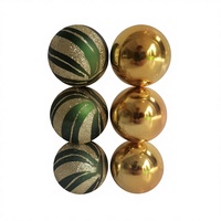 Ensemble de 6 boules de Noël en plastique à finitions variées, personnalisables en taille et couleur, pour décorer l'arbre de Noël