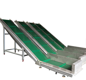 Mobiele verstelbare PU-schotbandtransportband - Hellende meerbaans transportband voor het sorteren van kleine onderdelen & hellende materiaaltransport - Product Image 1