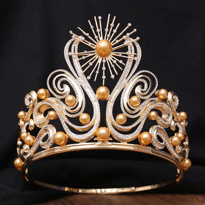 Grande Couronne de Mariage et d'Anniversaire Luxueuse et Imposante, Style Baroque Européen et Américain, Tiara Dorée, Couronne <span class=keywords><strong>Miss</strong></span> Monde Transfrontalière en Alliage Doré - Product Image 1
