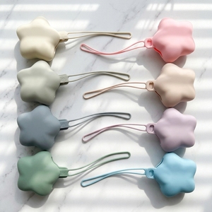Étui pour sucette en silicone de qualité alimentaire, compatible lave-vaisselle, avec logo personnalisé - Faible MOQ, <span class=keywords><strong>livraison</strong></span> <span class=keywords><strong>rapide</strong></span> - Product Image 2